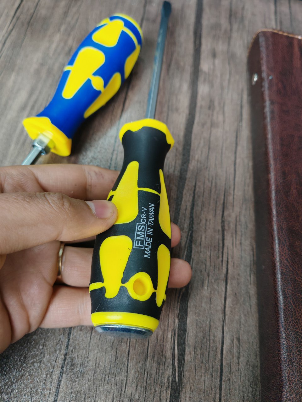 پیچ گوشتی 150×6 ضربه خور