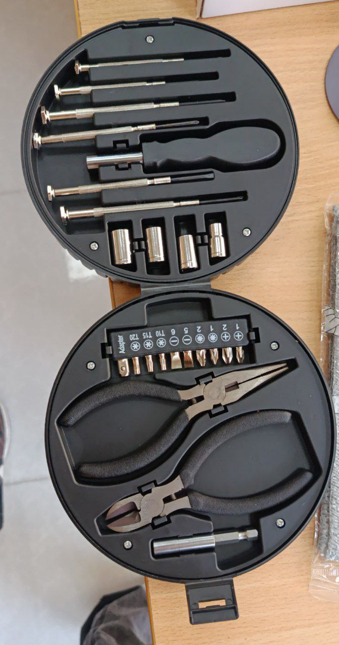 ست جعبه ابزار کیفیت و قیمت عالی ، طرح تایر تعداد در کارتن ۴۸ عدد دارای تخفیف همکار قیمت دسته اول : د