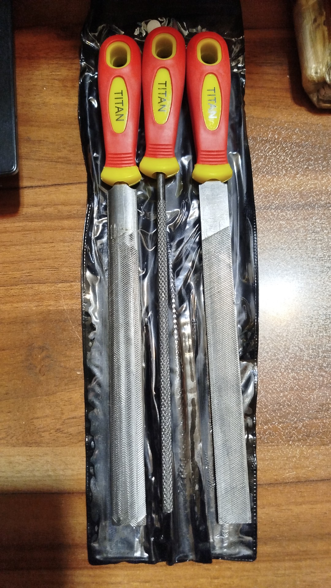 ابزار دیاموندی سوهان سری  آهن سه عددی تعداد در کارتن 60 عدد قیمت 230.000 ت لینک مستقیم سفارش اجناس د