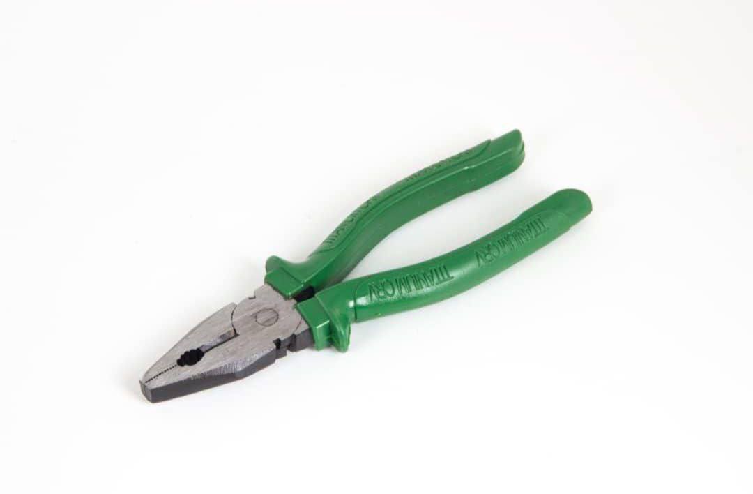 انبردست ۸" برلین، تیتانیوم