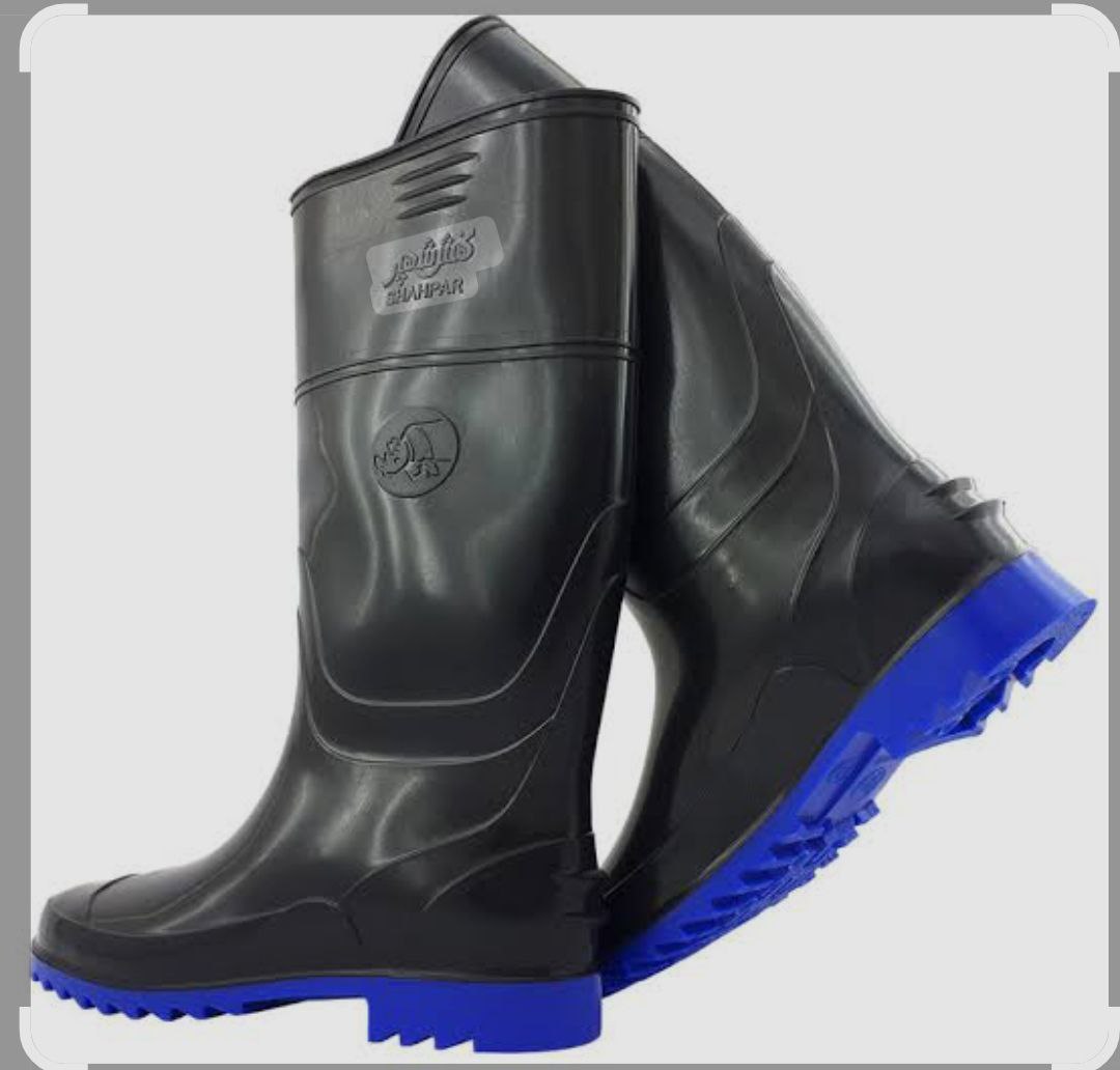 چکمه مشکی شهپر 