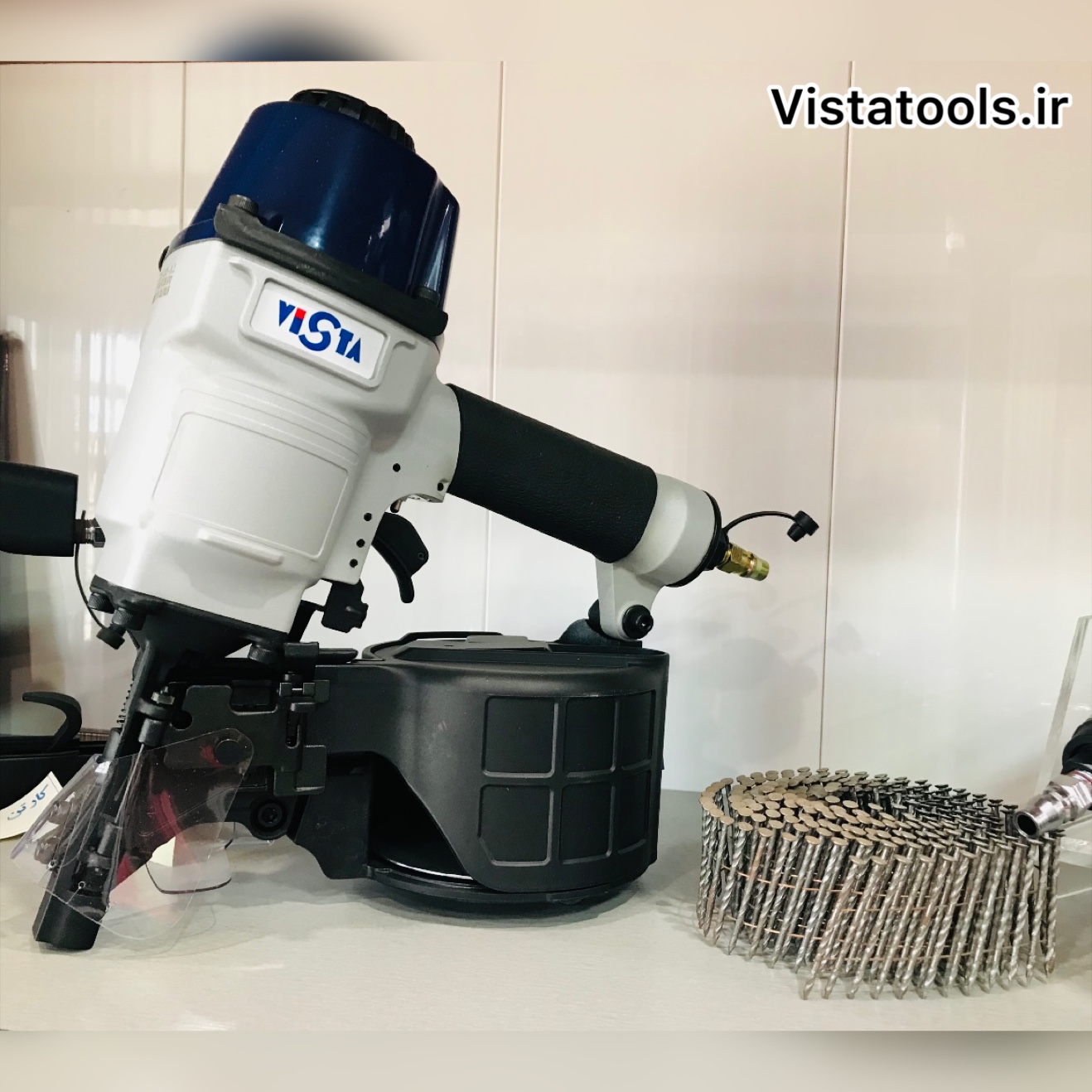 ميخكوب نوارى ويستا