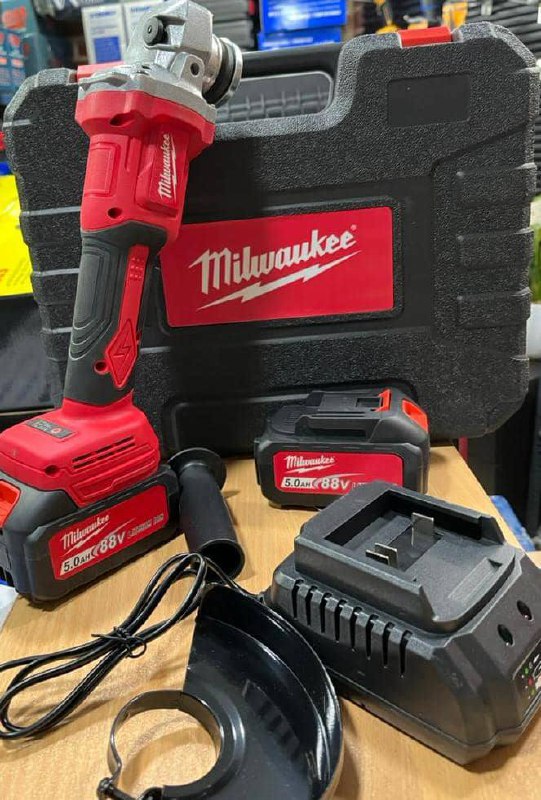 مینی فرز شارژی میلواکی