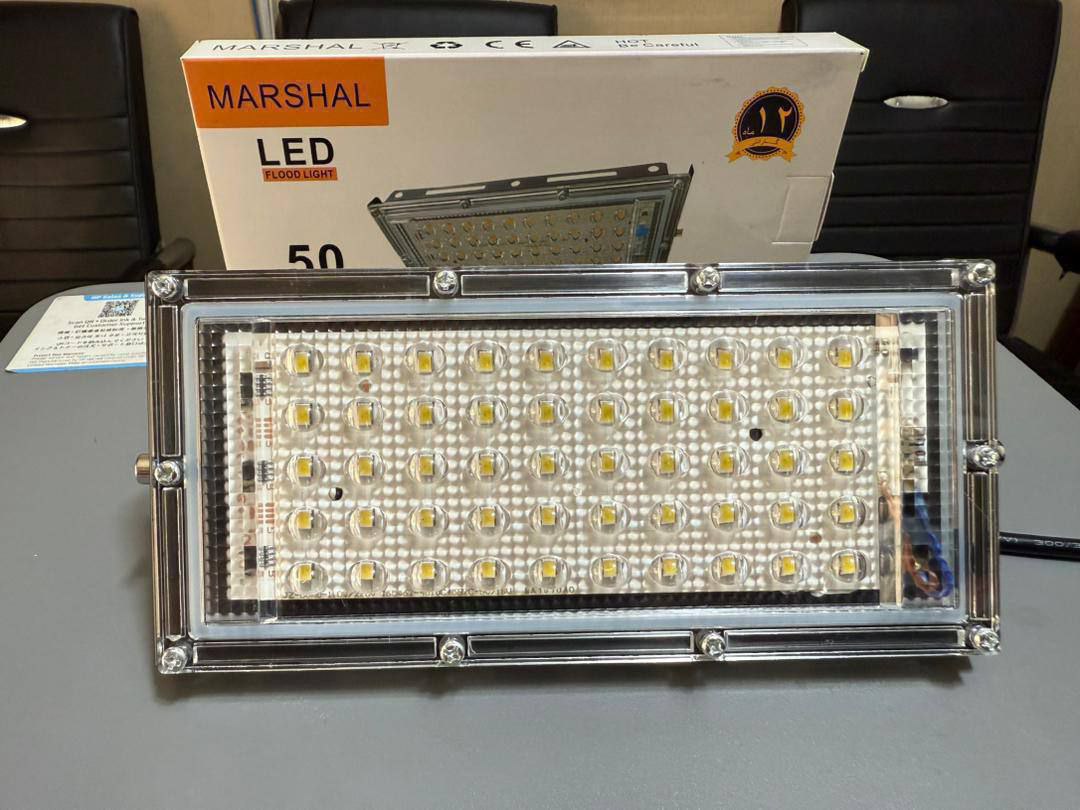  پروژکتور ۵۰ وات مارشال کیفیت عالی ، ۲۲۰ ولت ، بیلبوردی تعداد در کارتن ۱۰۰ عدد جهت اطلاع از قیمت ها 