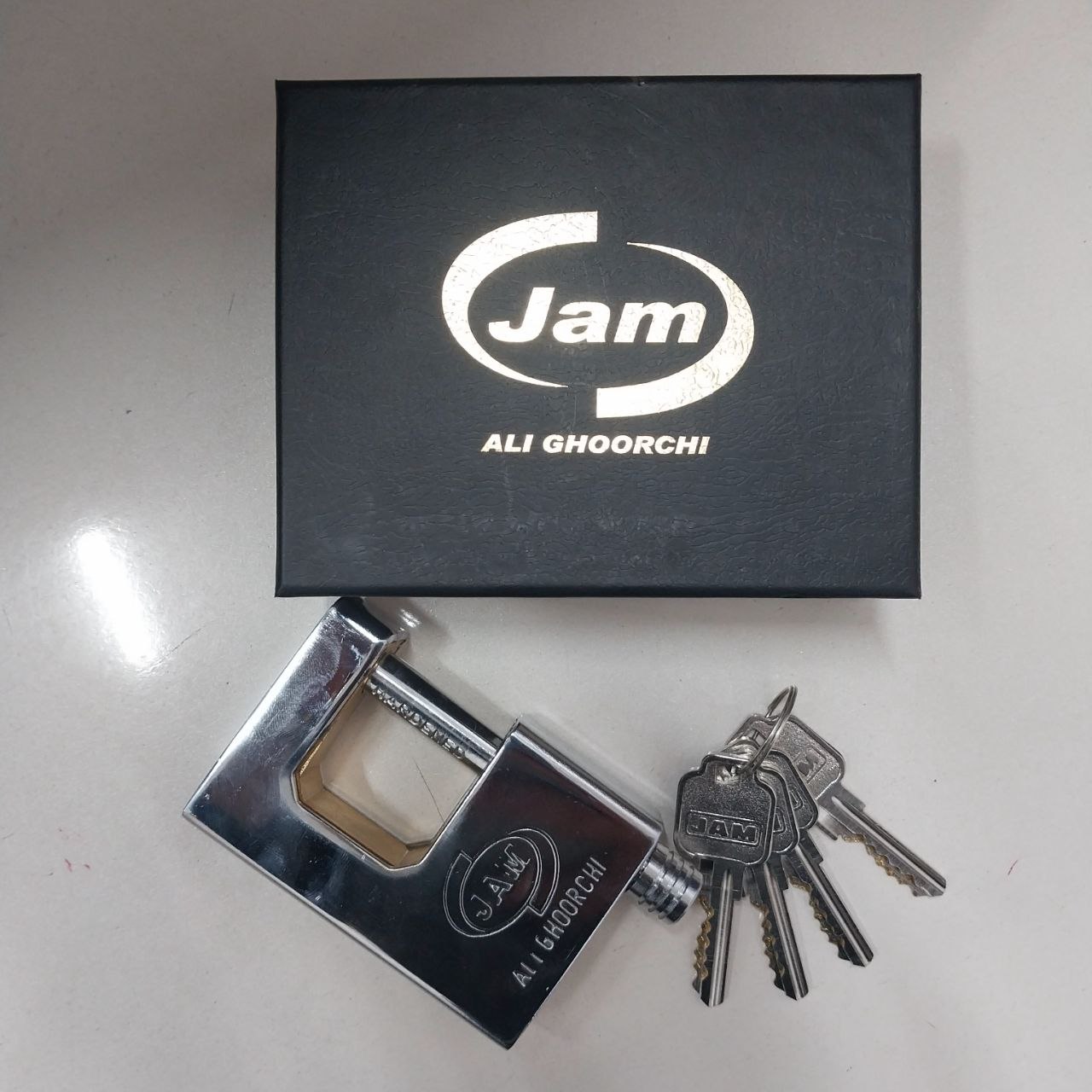 کتابی ۹۵۰ جام