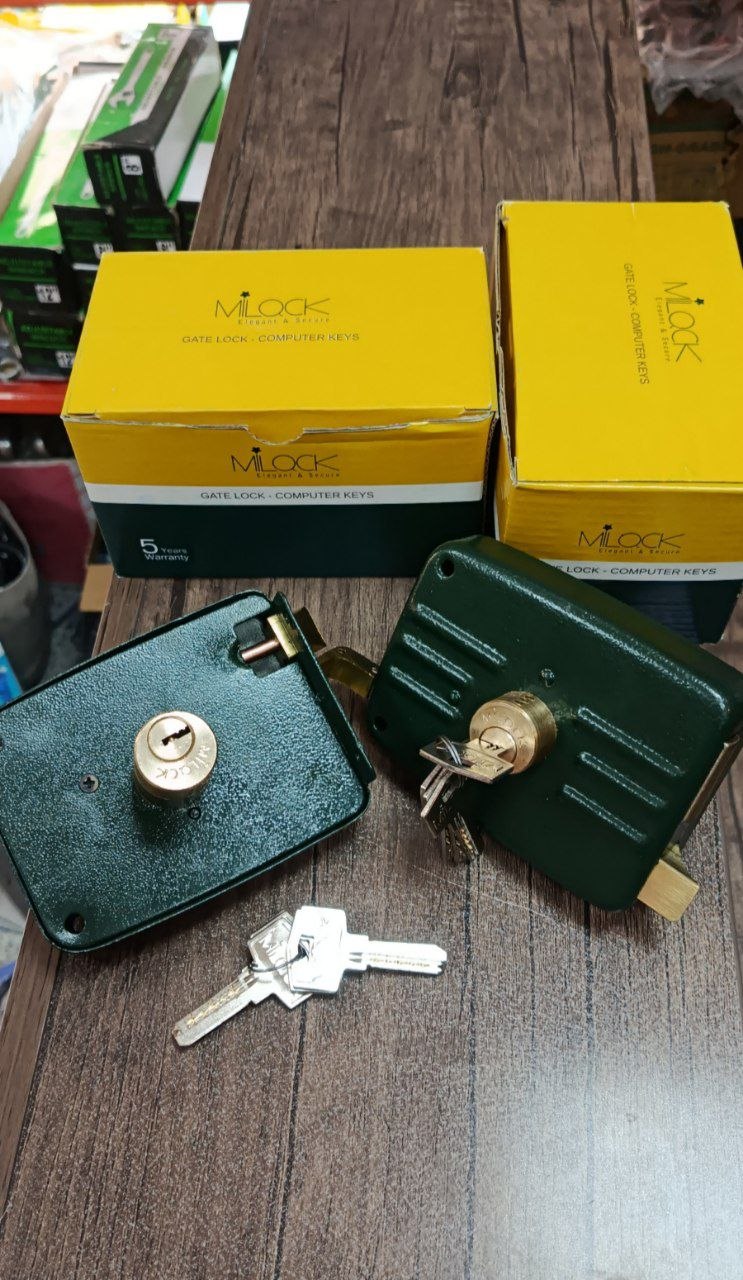  قفل حیاطی میلاک کیفیت عالی ، بدون زبانه، سنگین تعداد در کارتن ۲۴ عدد جهت اطلاع از قیمت ها لطفا عضو 