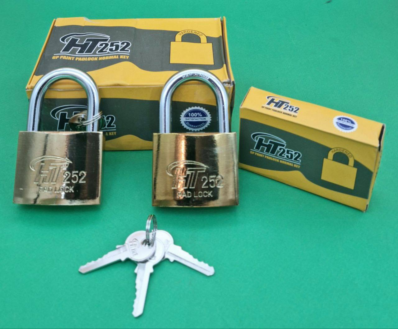 قفل آویز طرح برنجی HT 