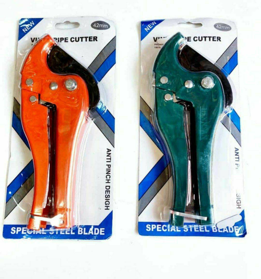 قیچی P V C بزرگ اعلا 