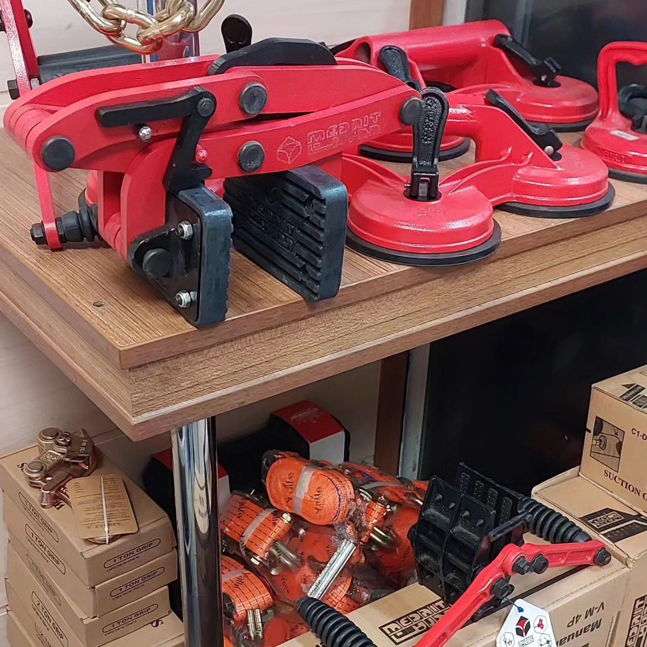 ابزار جدید برای جابجایی سنگ و شیشه