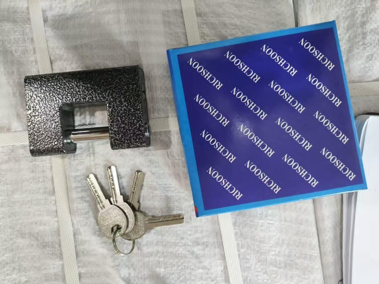 کتابی چکشی ریچسون