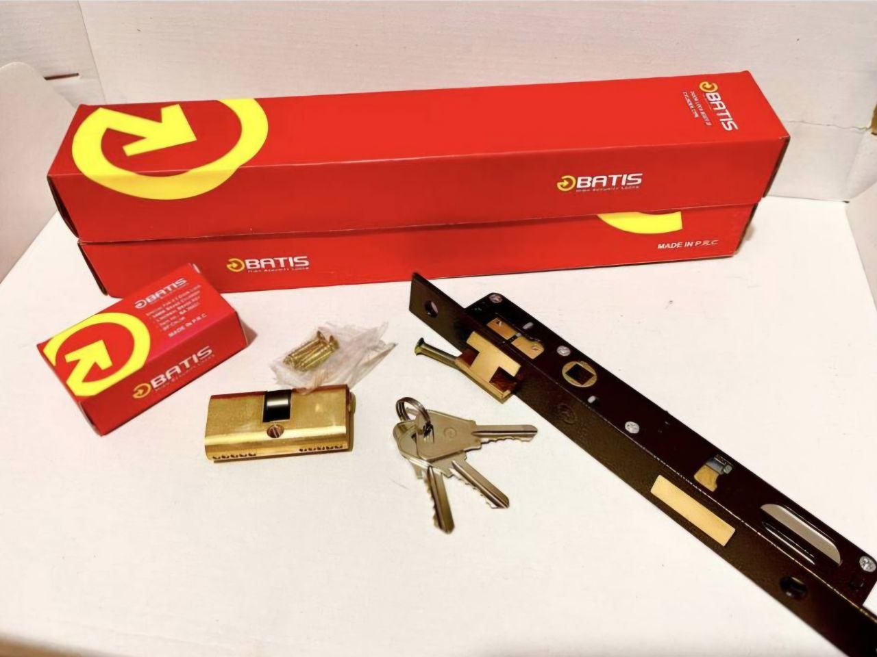 قفل ۲/۵ سوییچی با سیلندر برنجی باتیس موجود شد و آماده توزیع میباشد