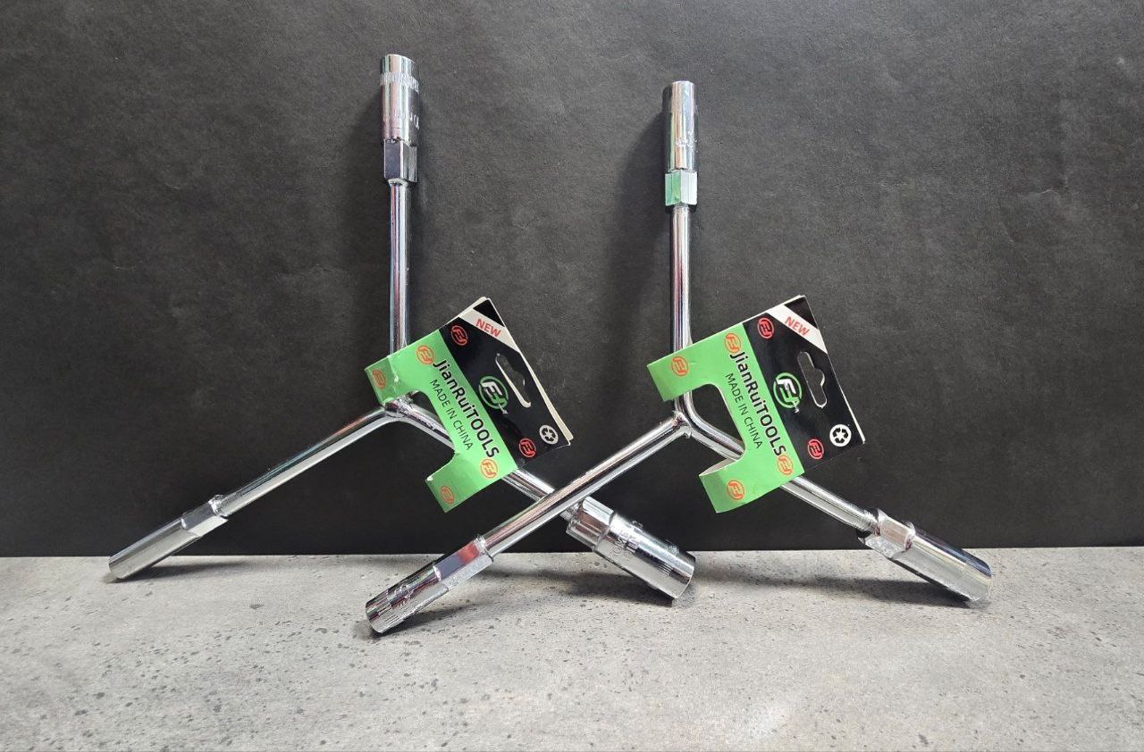 اچار سه پر بزرگ