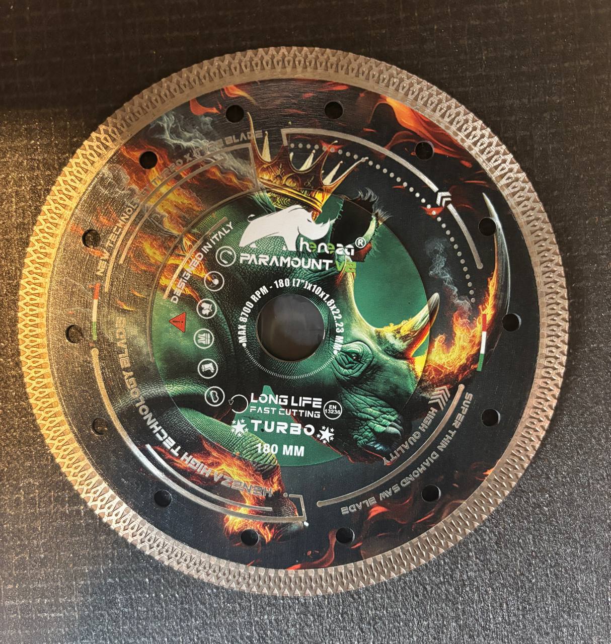 پرسلان بر هنزا 