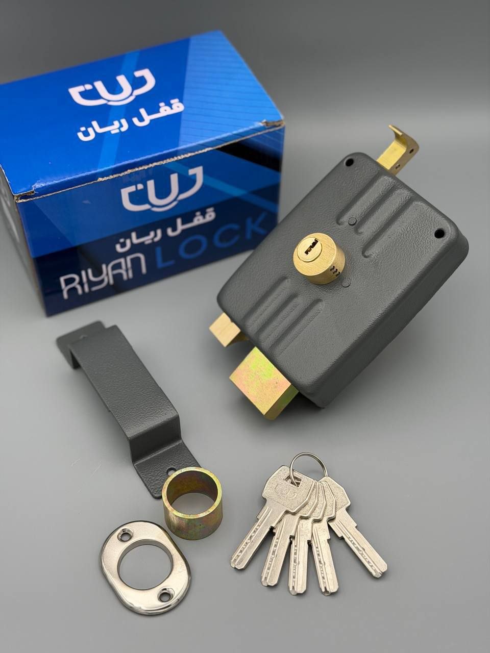 قفل حیاطی طرح ایزو ریان 5 کلید ویژه کلید زبانه مغزی برنجی دارای ضمانت شرکتی کارتن 24 عددی لینک کانال