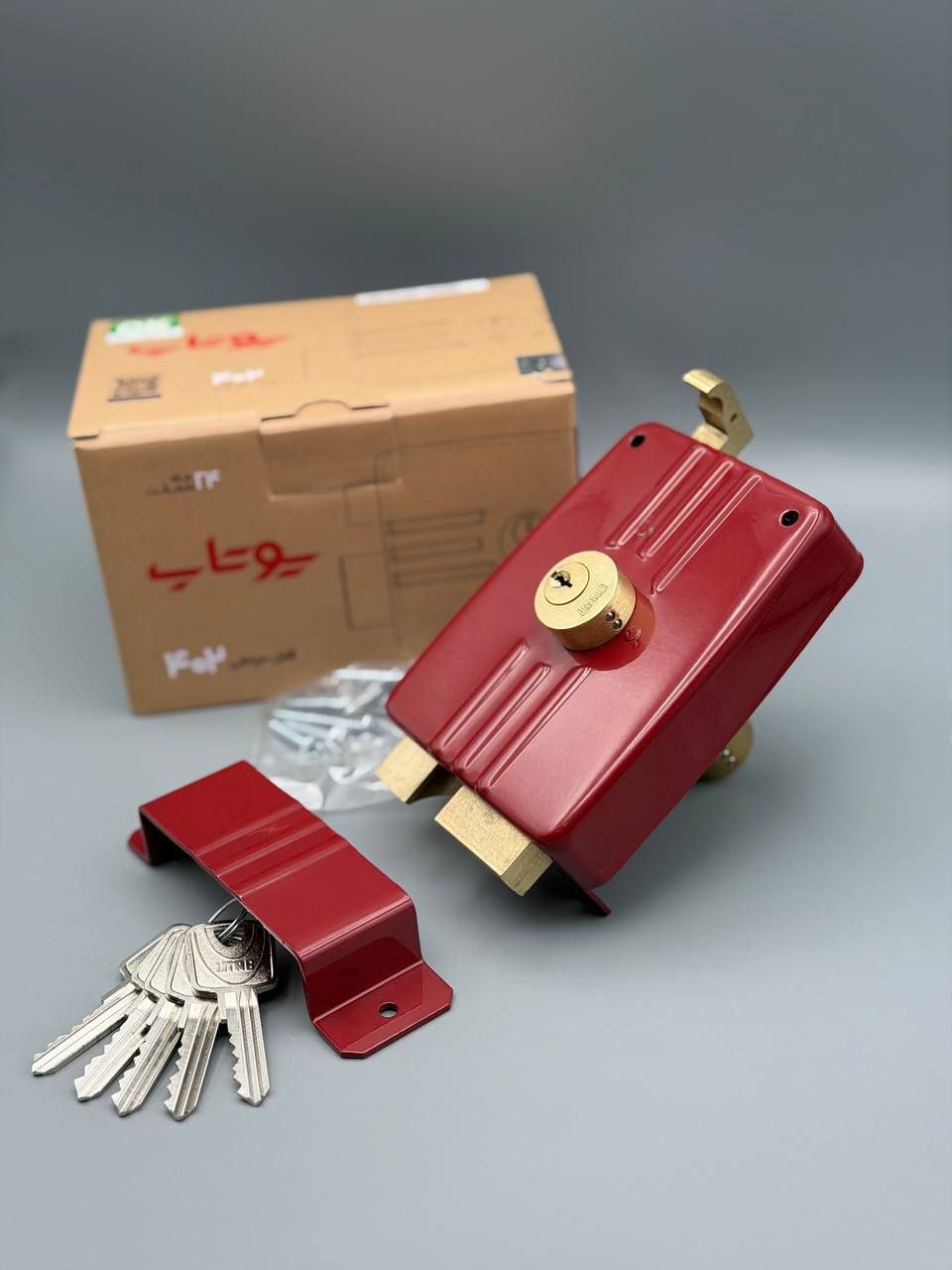 ⭐قفل حیاطی تمام برنج طرح ایزو یوتاب⭐ 