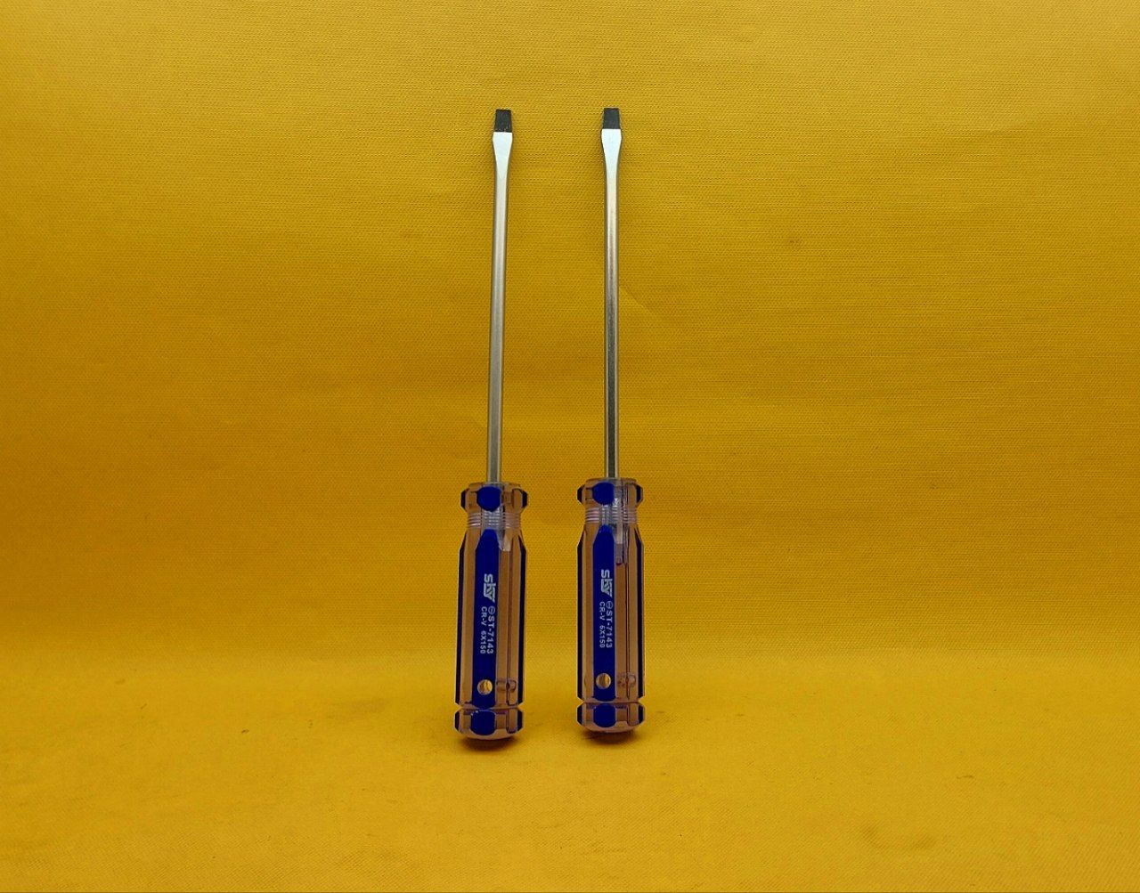 پیچ گوشتی دوسو دسته شیشه ای 150*6 اسکای