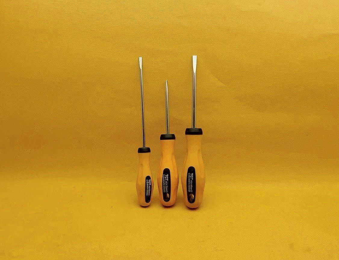 پیچ گوشتی 2سو دسته پلاستیکی TCT